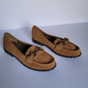 White Mountain Women's Suede Leather Upper Loafers Flats. Size 9.5M